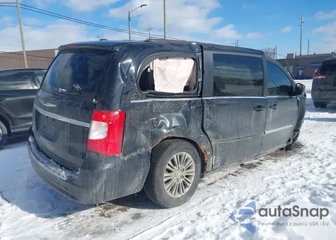 2015 Chrysler Town & Country Touring-L z USA, uszkodzony, nr VIN 2C4RC1CGXFR519388